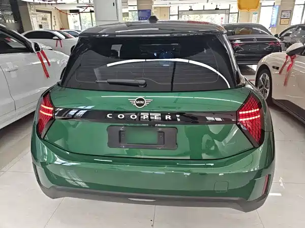 MINI Cooper 2024