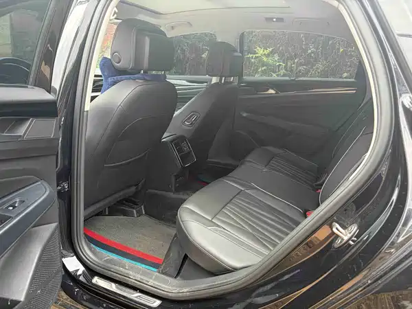 Volkswagen Passat 2022