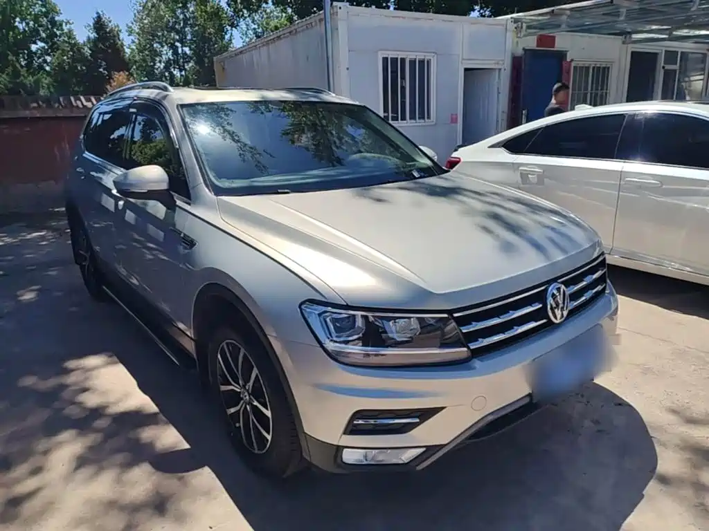 Volkswagen Tiguan L 2018 — фото 4