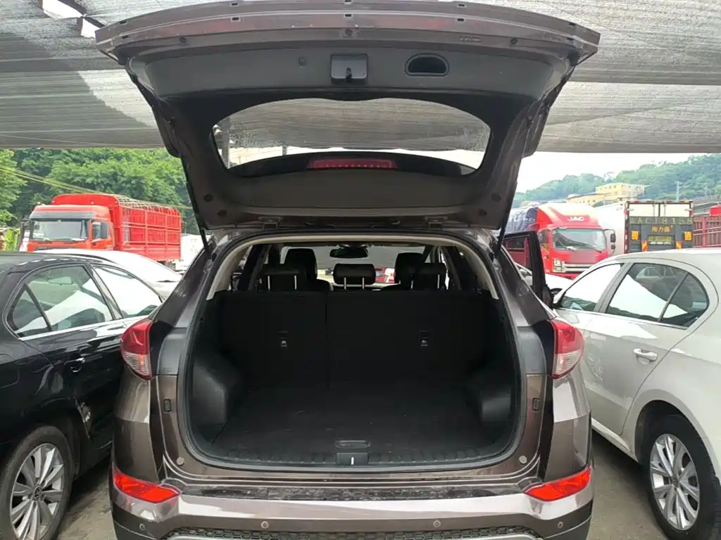 Hyundai Tucson 2018 — фото 19
