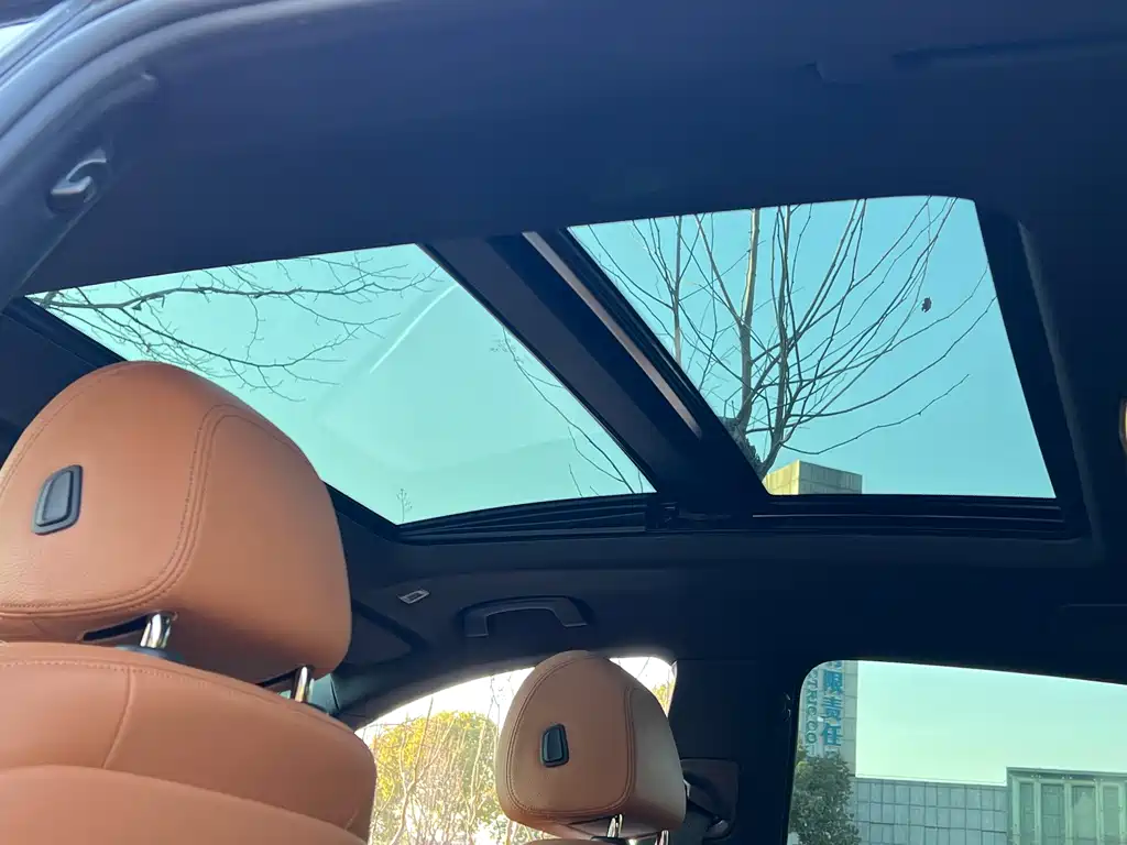 BMW 6 Series GT 2018 — фото 20