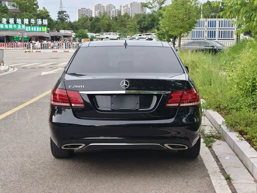 Mercedes-Benz E-Class 2014