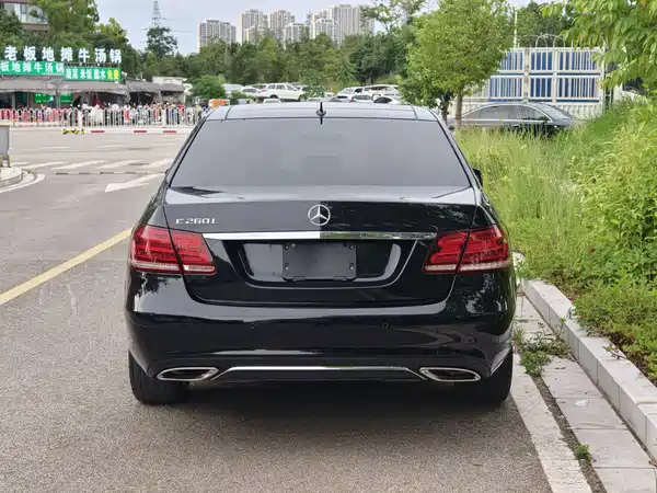 Mercedes-Benz E-Class 2014