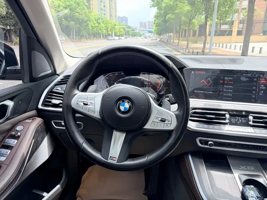 BMW X5 2023 — фото 14