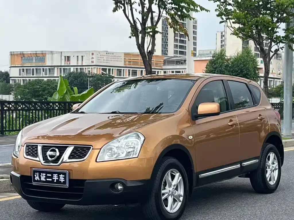 Nissan Qashqai 2014 — фото 1
