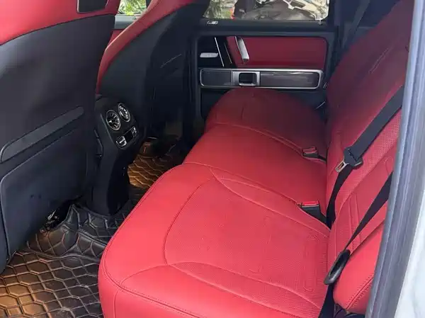 Mercedes-Benz G-Class 2023