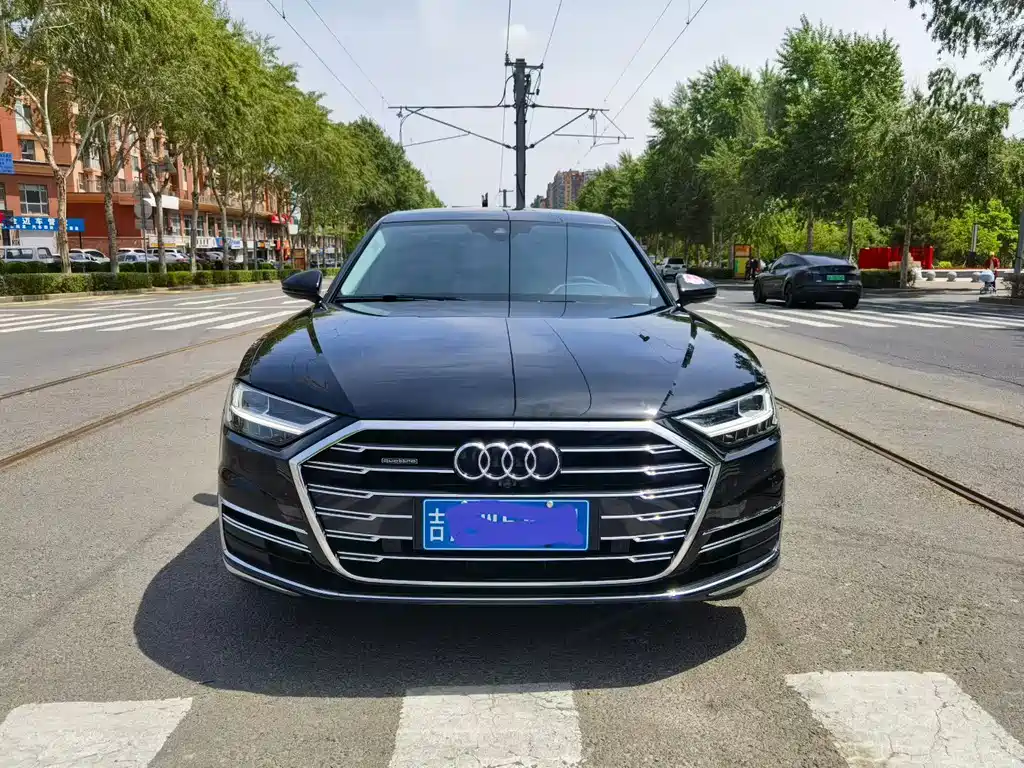 Audi A8 2021