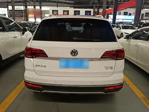Volkswagen Tharu 2020