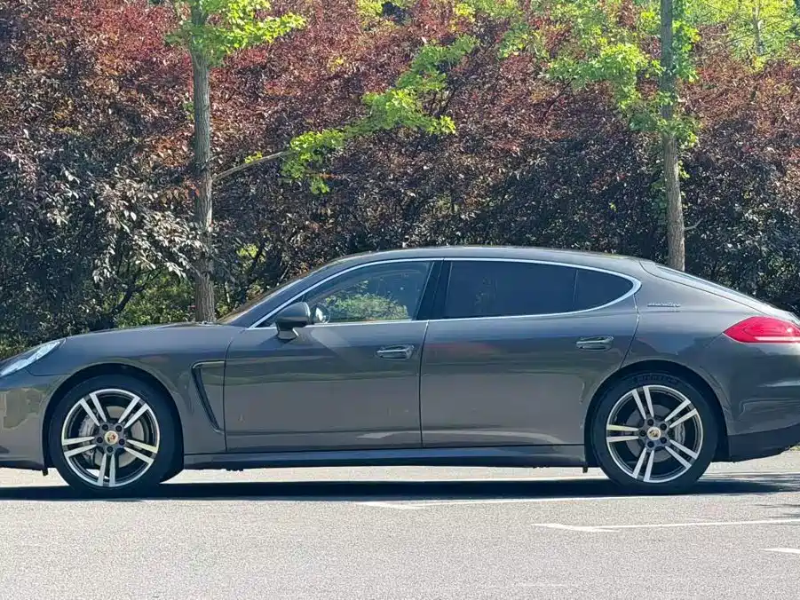 Porsche Panamera 2015 — фото 9
