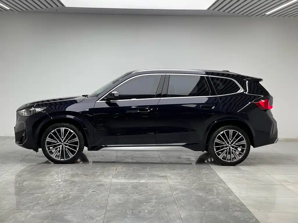 BMW X1 2024 — фото 8