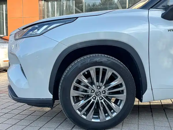 Toyota Highlander 2023