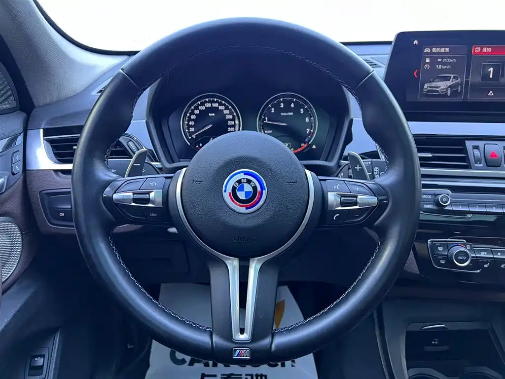 BMW X1 2021 — фото 11