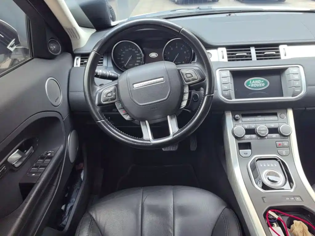 Land Rover Evoque 2015 — фото 7