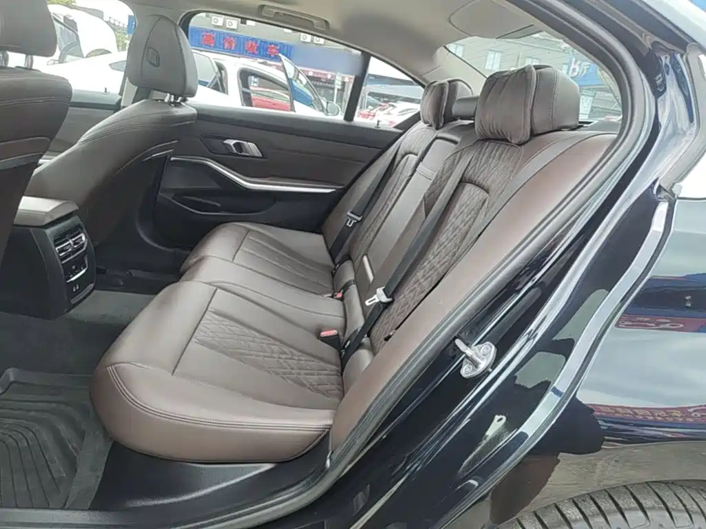 BMW i3 2022 — фото 17