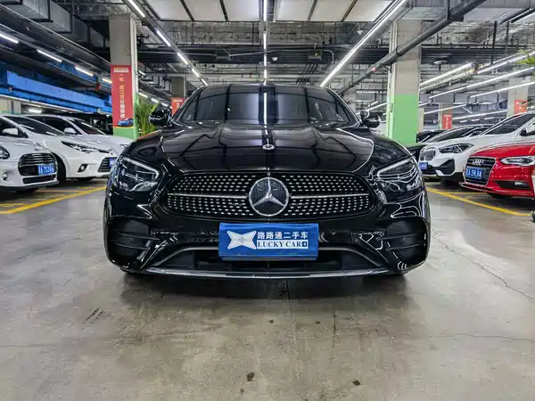 Mercedes-Benz E-Class 2023