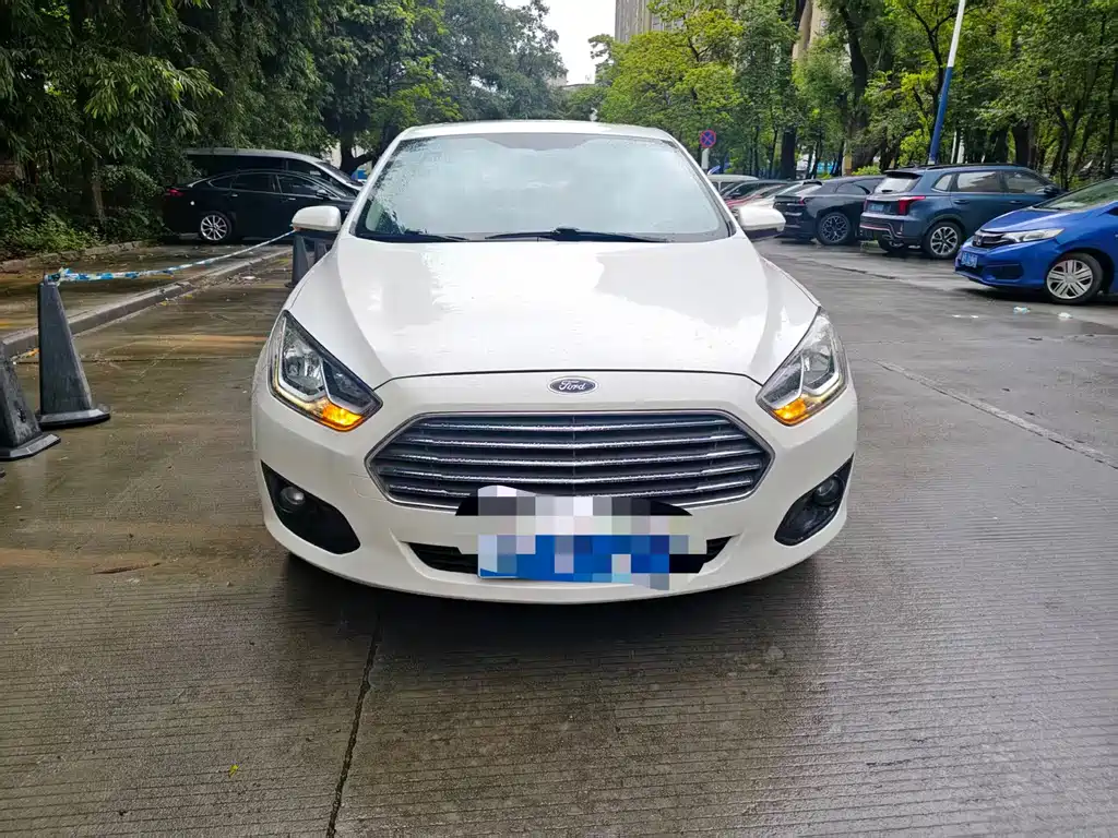 Ford Forrest 2018