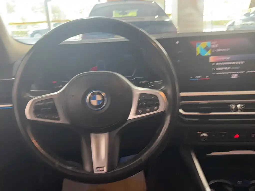 BMW i3 2022 — фото 12