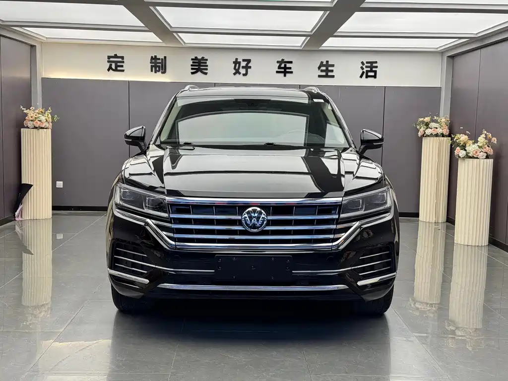 Volkswagen Touareg 2019 — фото 2