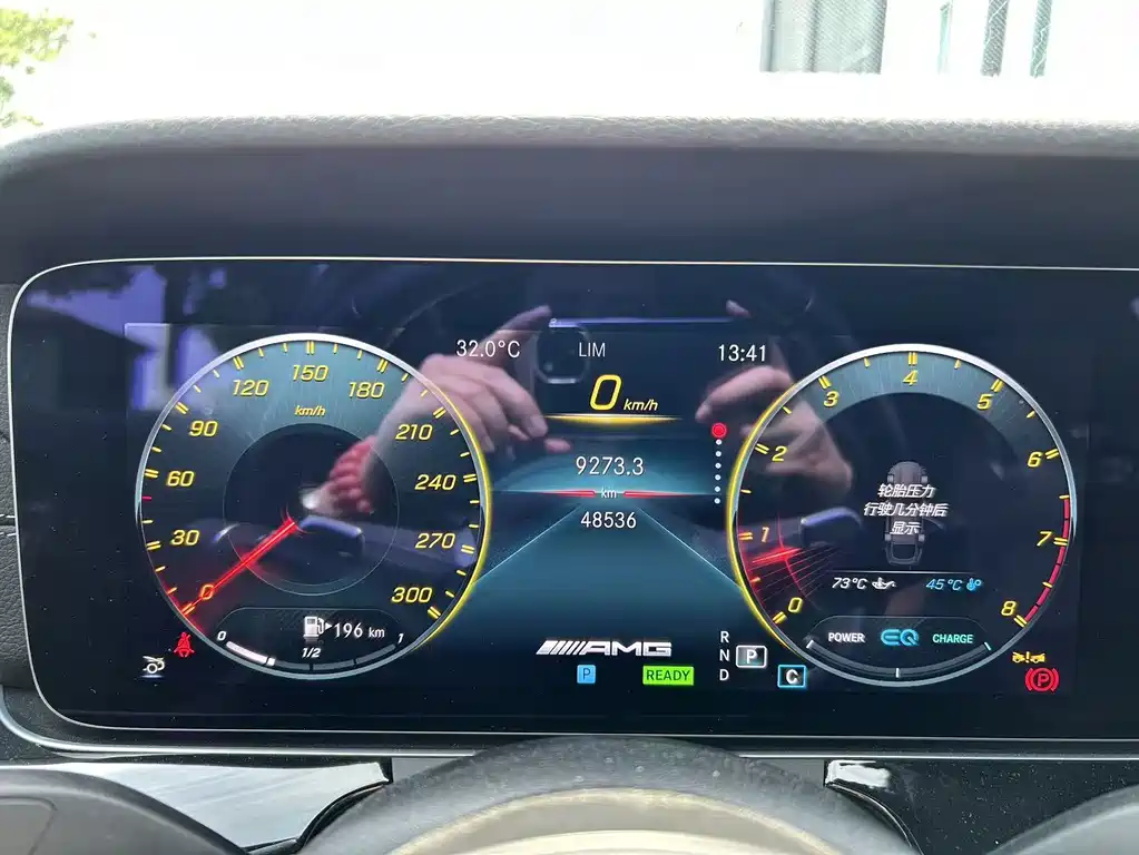 Mercedes-Benz AMG GT 2024 — фото 17