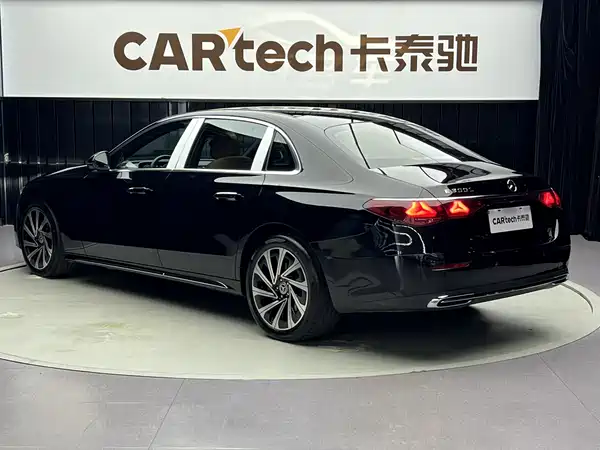 Mercedes-Benz E-Class 2024
