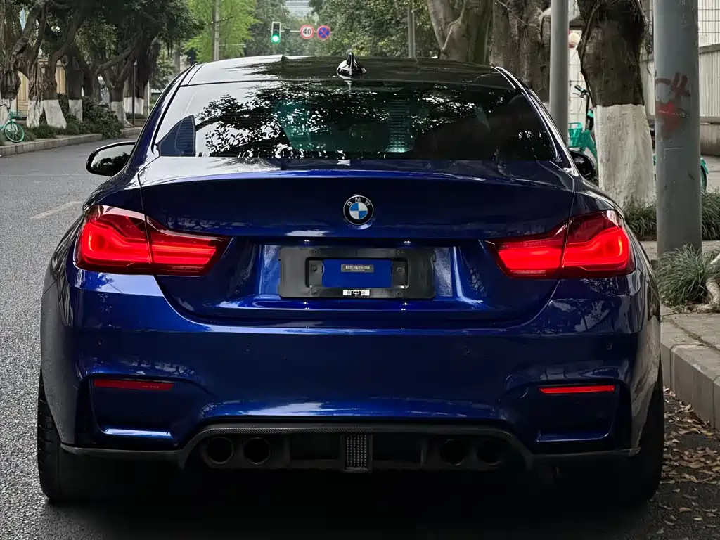 BMW M4 2019 — фото 4