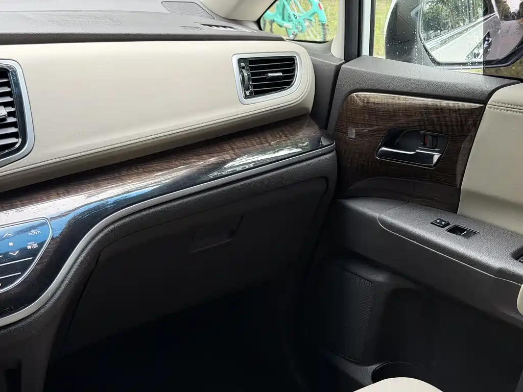 Honda Odyssey 2016 — фото 20