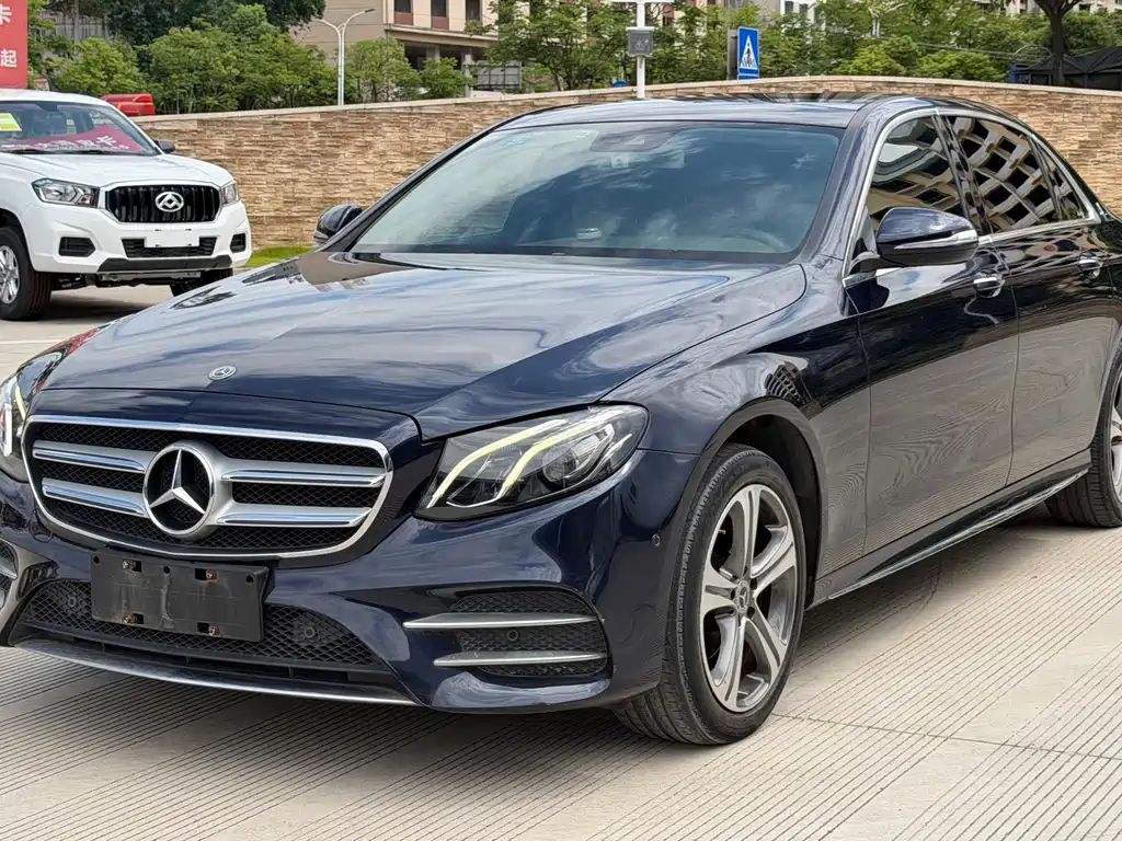Mercedes-Benz E-Class 2017 — фото 1