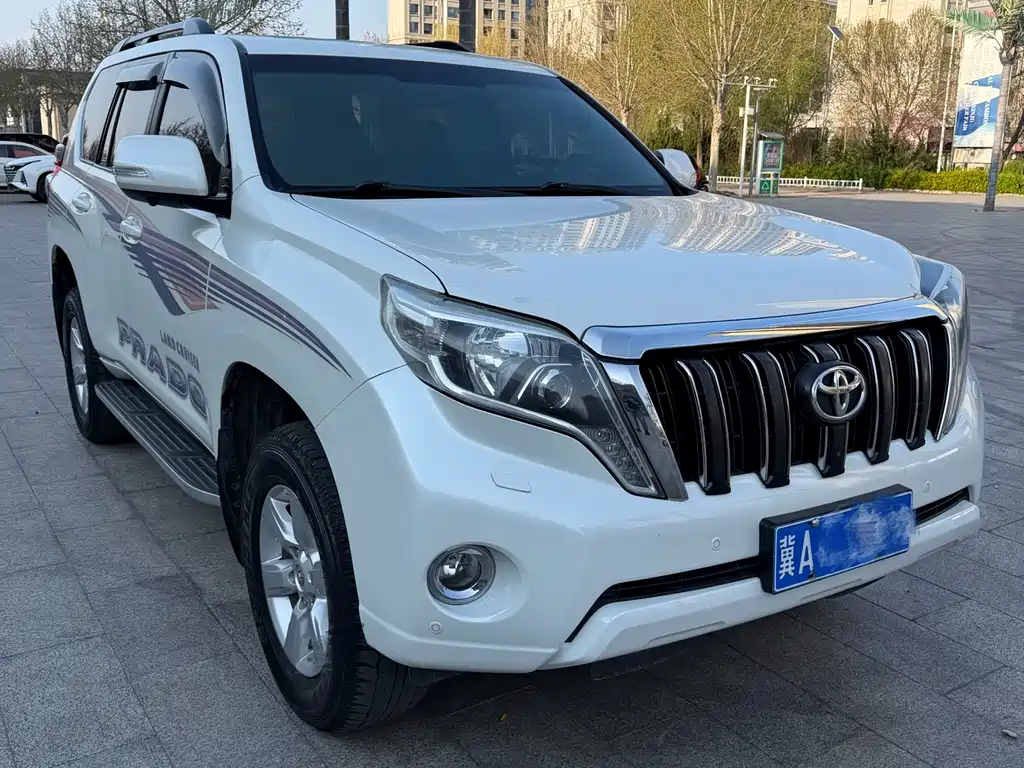 Toyota Prado 2016 — фото 7