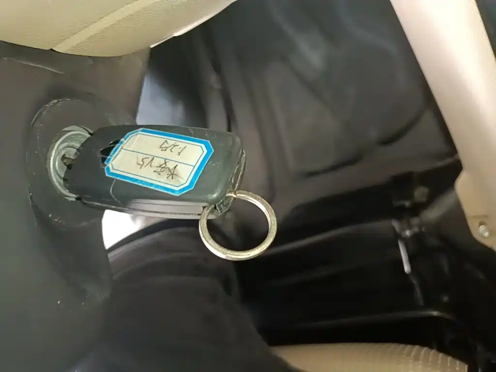 Changan Crossstar V5 EV 2025 — фото 17