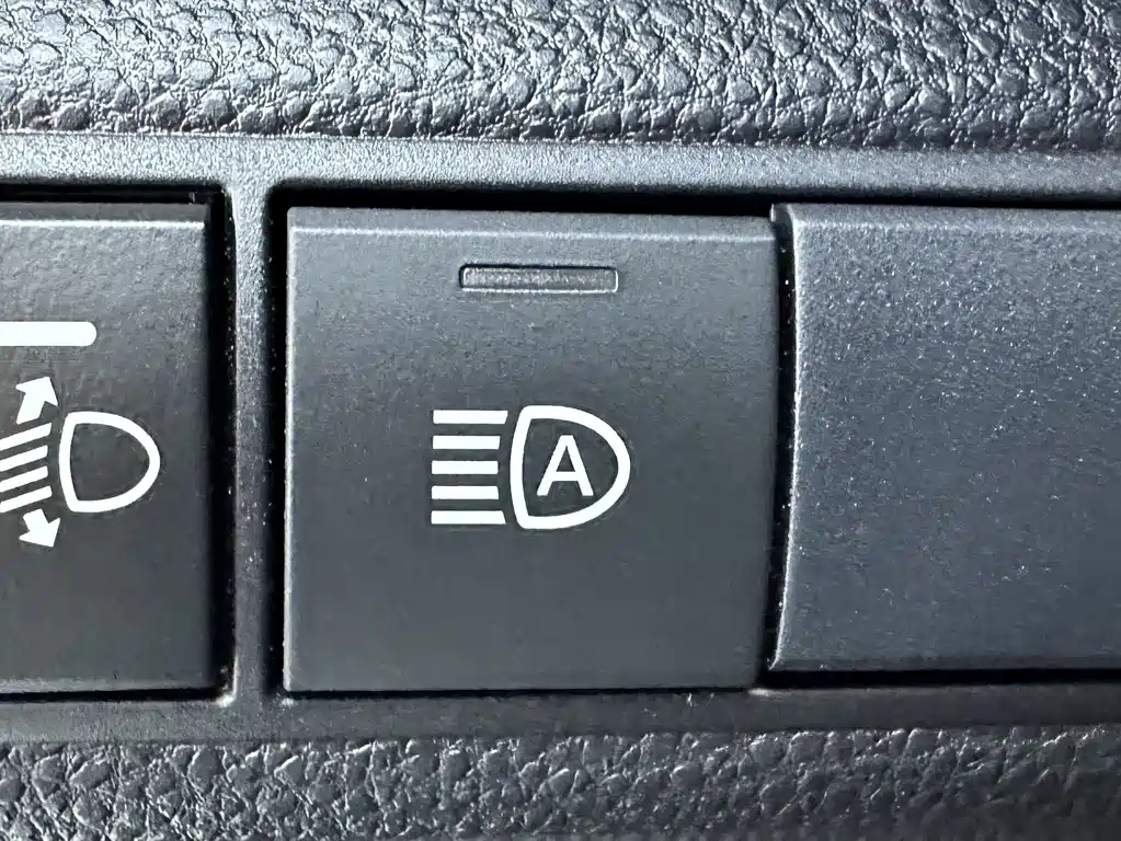 Toyota Levin 2023 — фото 16
