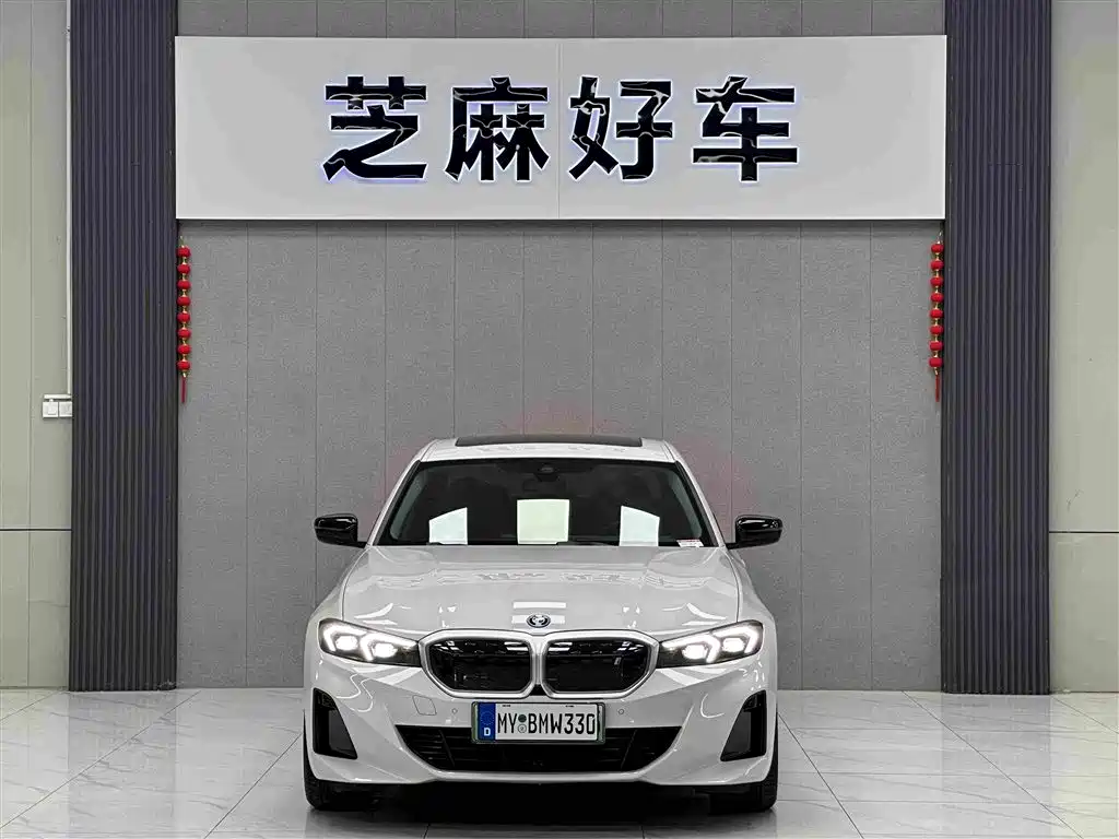 BMW i3 2024 — фото 2