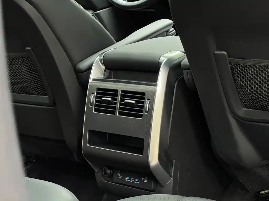 Land Rover Range Rover Sport 2017 — фото 18