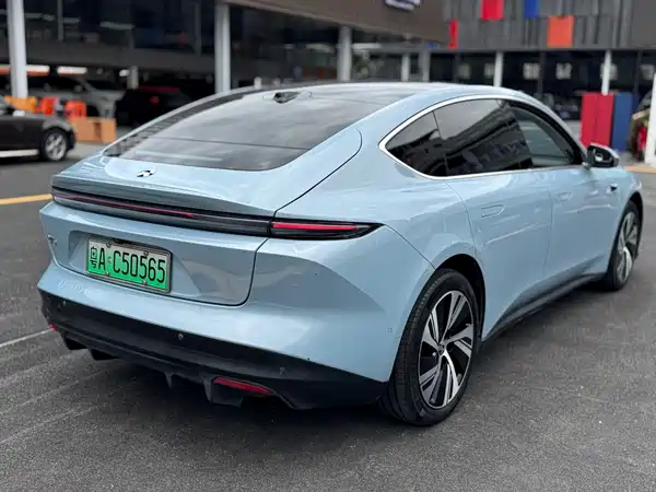 NIO ET5 2022
