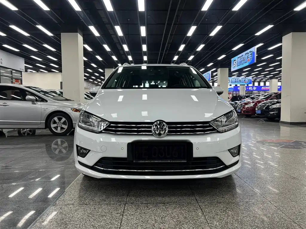 Volkswagen Golf Jialu 2017 — фото 1