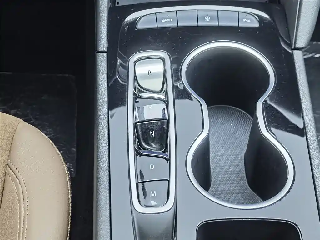 Buick Regal 2022 — фото 13