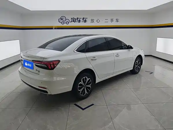 Roewe i6 MAX New Energy 2026