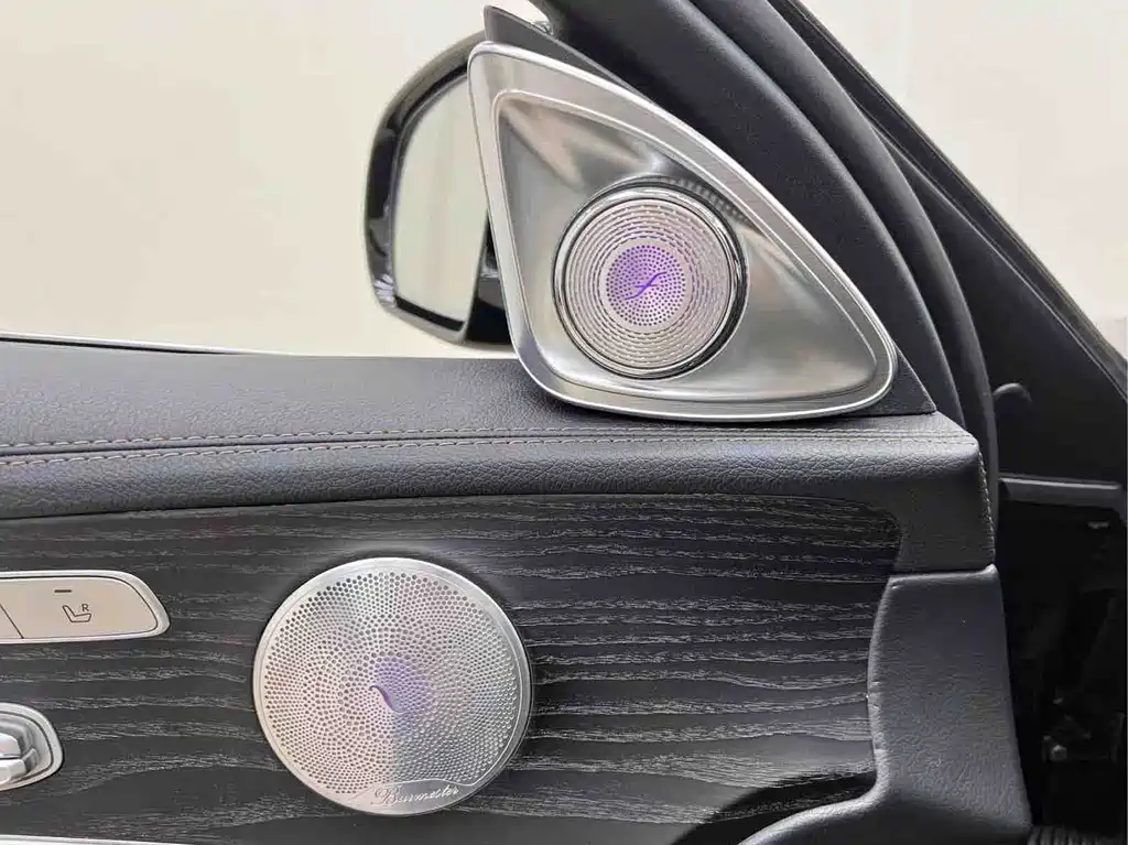 Mercedes-Benz E-Class 2023 — фото 9