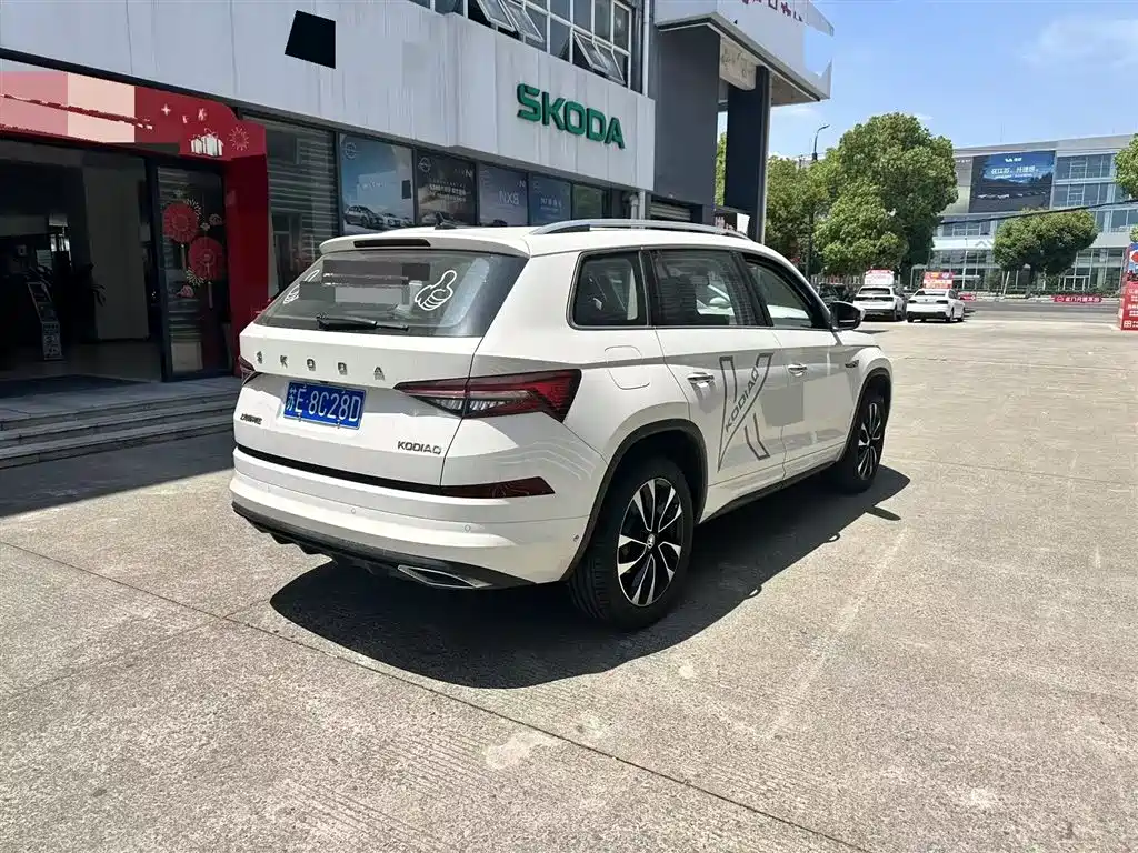 Skoda Kodiaq 2022 — фото 6