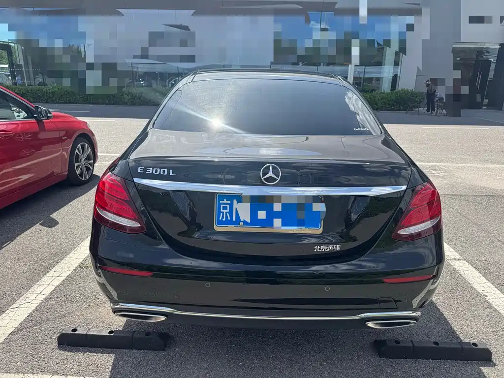 Mercedes-Benz E-Class 2019 — фото 11