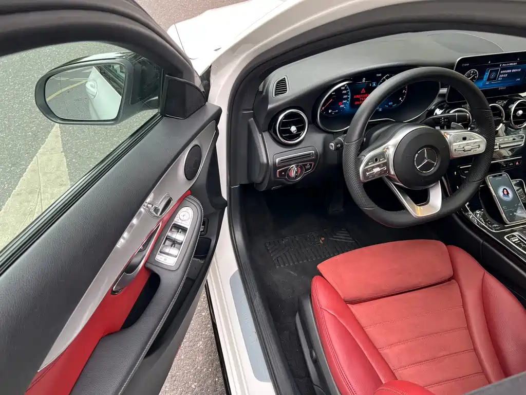 Mercedes-Benz C-Class 2020 — фото 6