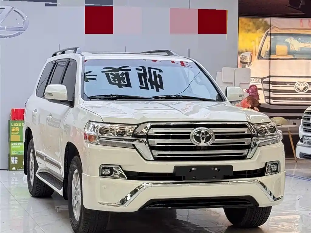 Toyota Land Cruiser 2014 — фото 3