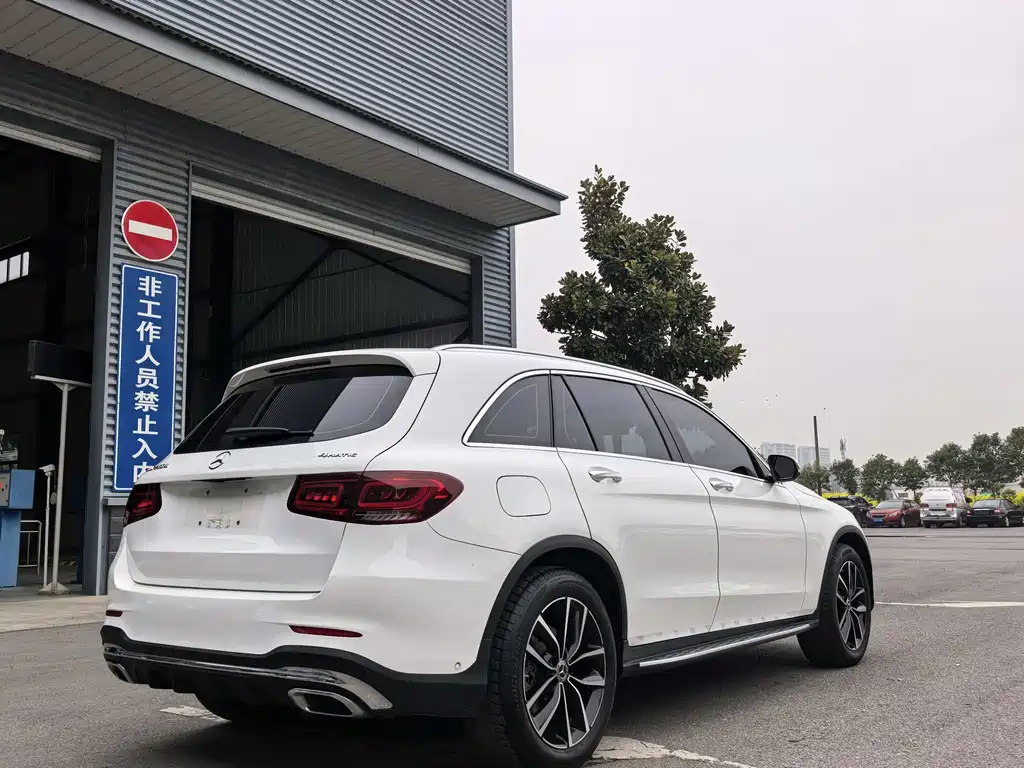 Mercedes-Benz GLC 2021 — фото 7