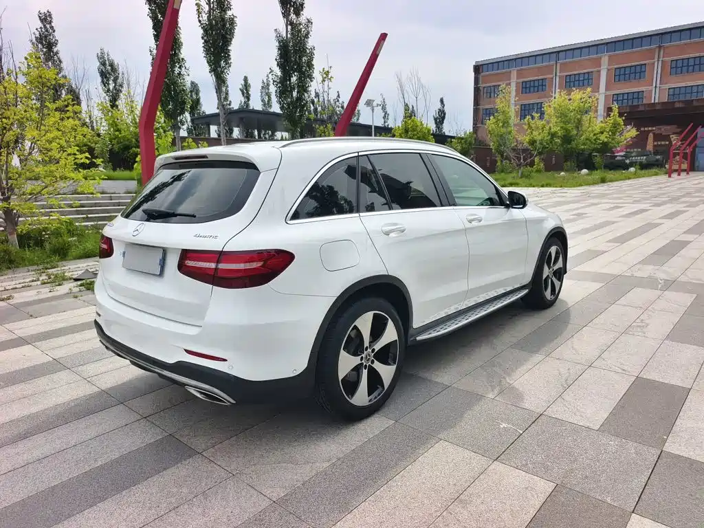 Mercedes-Benz GLC 2018 — фото 7