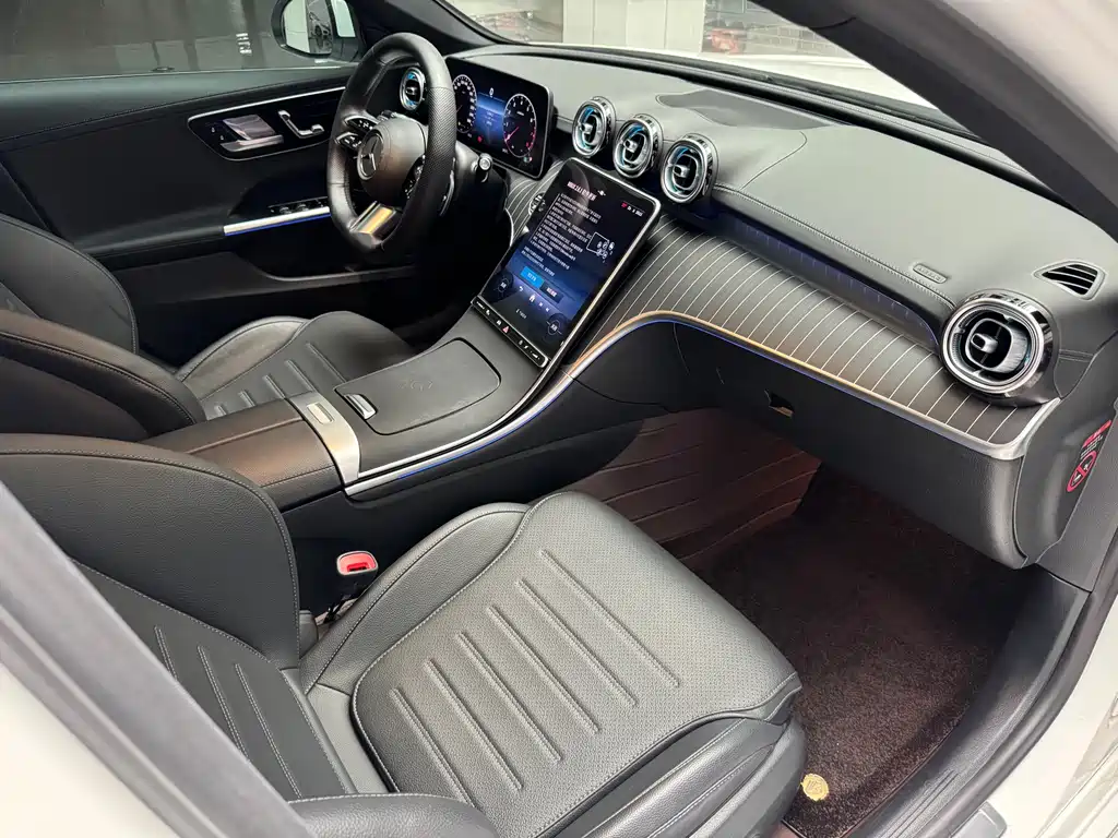 Mercedes-Benz C-Class 2023 — фото 21
