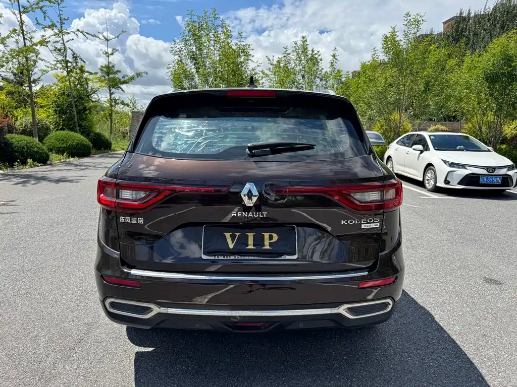 Renault Koleos 2017 — фото 18