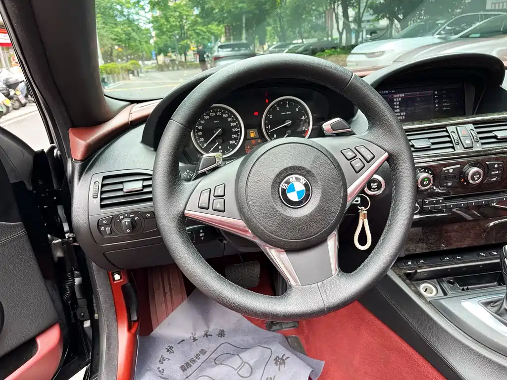 BMW 6 Series 2010 — фото 13