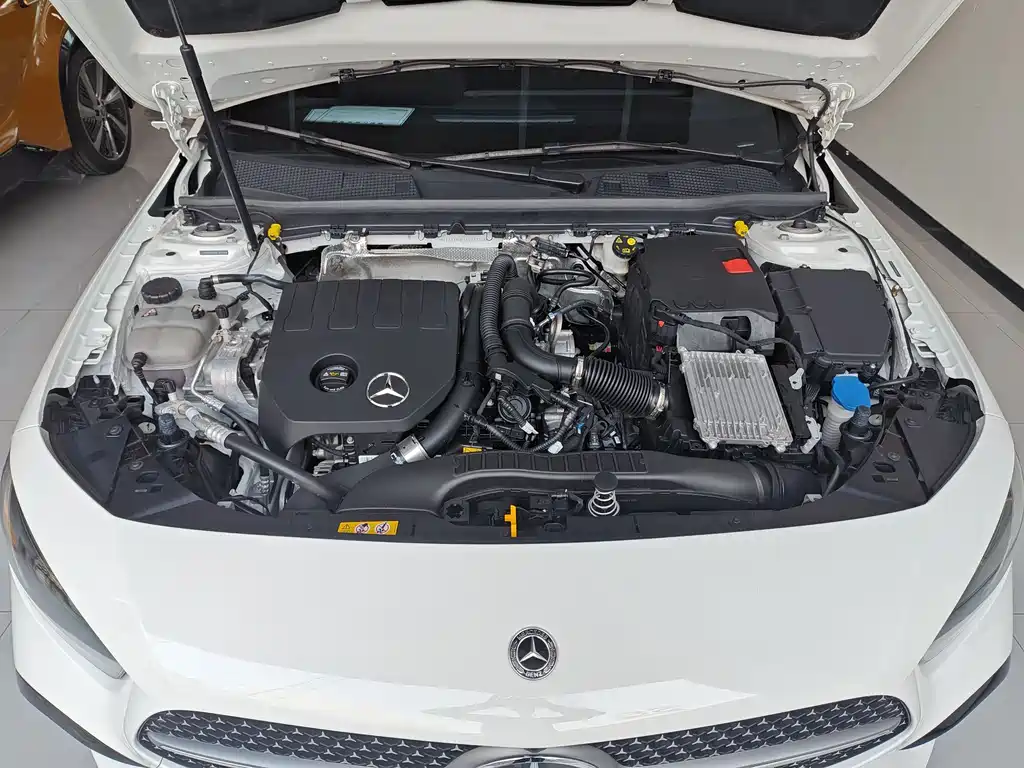 Mercedes-Benz A-Class 2025 — фото 30