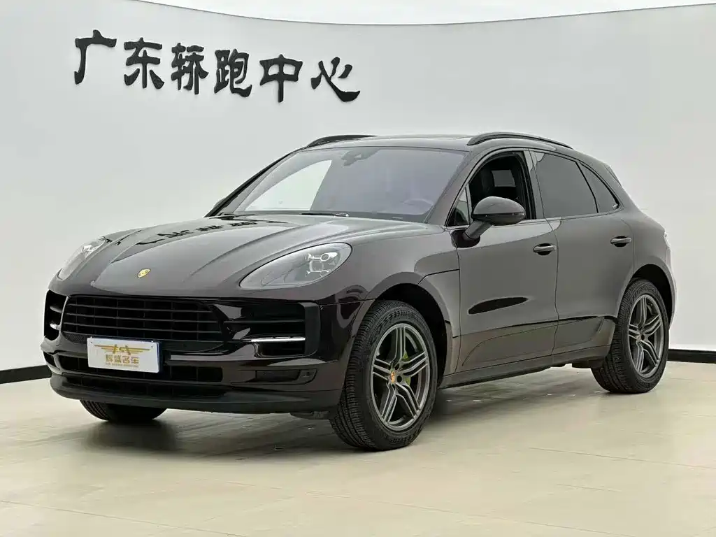 Porsche Macan 2020 — фото 1