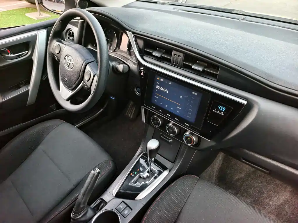 Toyota Corolla 2019 — фото 16
