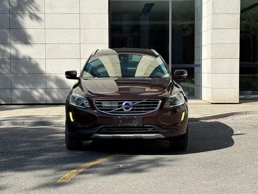 Volvo XC60 2016 — фото 2